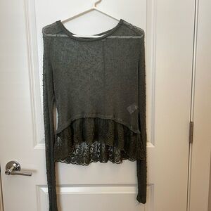 American Eagle Lace top